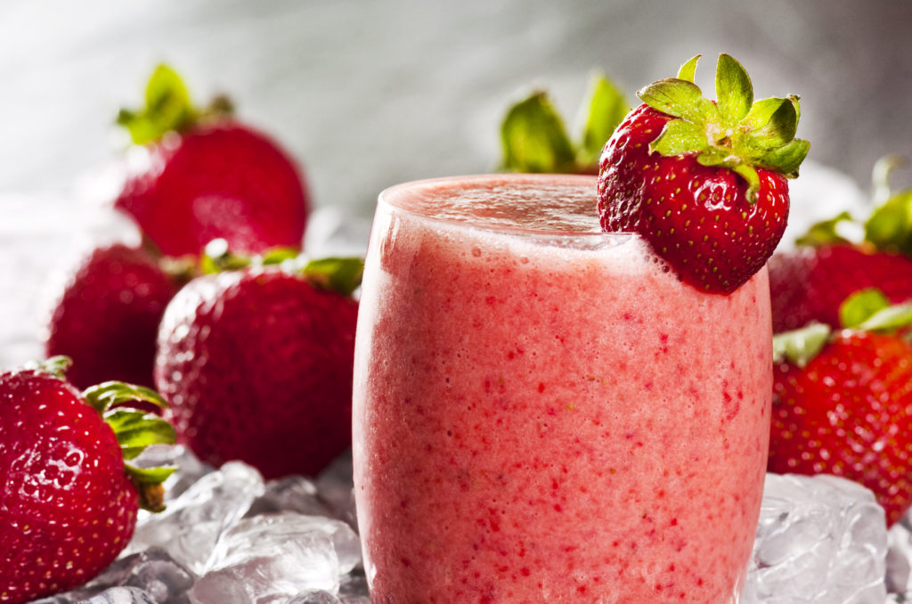 Strawberry Oatmeal Breakfast Smoothie - Breakfast To-Go- Meal Studio