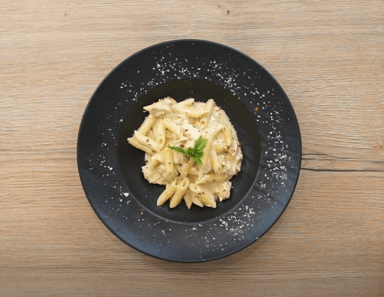 Roasted Garlic Chicken Pasta - Creamy Garlic Sauce- Meal Studio